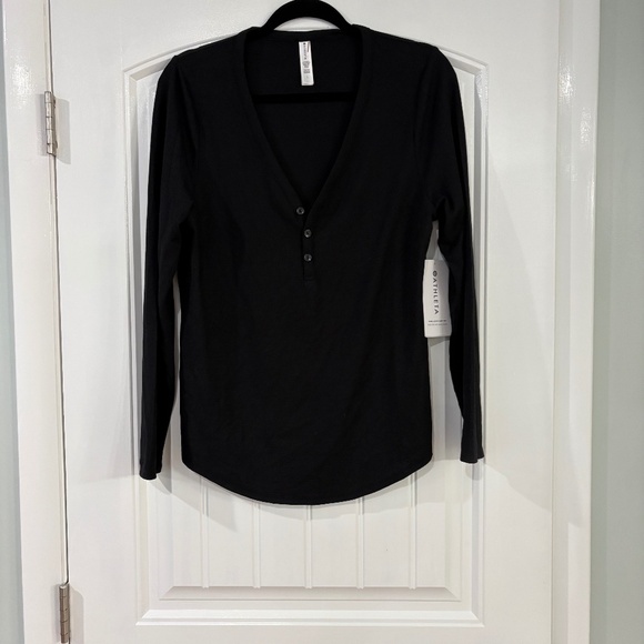 Athleta Wind down sleep top - Picture 1 of 3